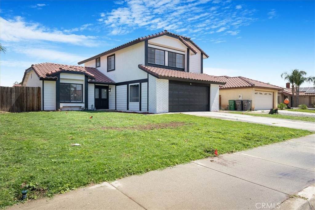 25388 Renoir Avenue - Photo 1
