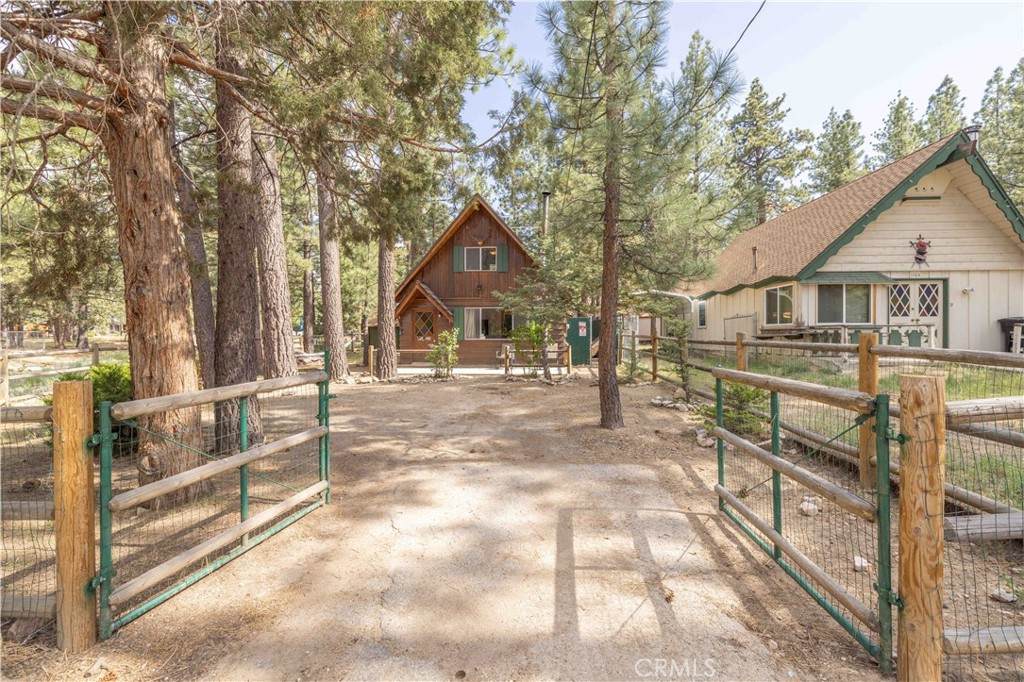 1100 Sugarloaf Boulevard - Photo 1