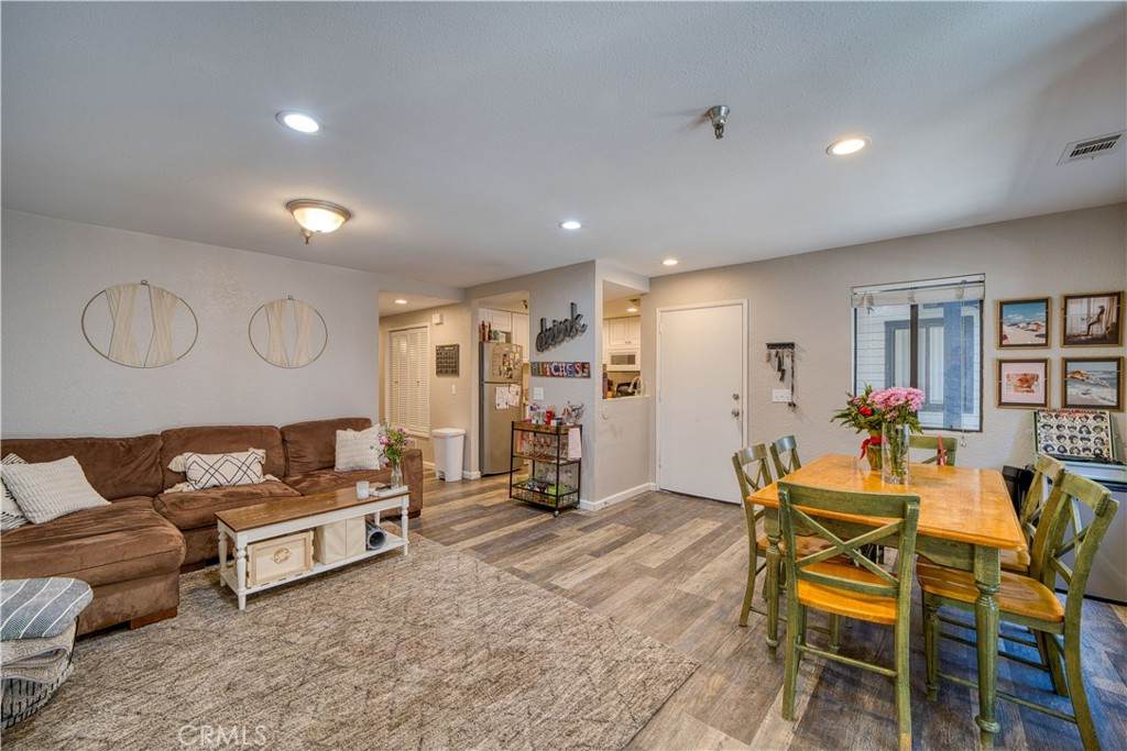 45 Stenner Street - Photo 1