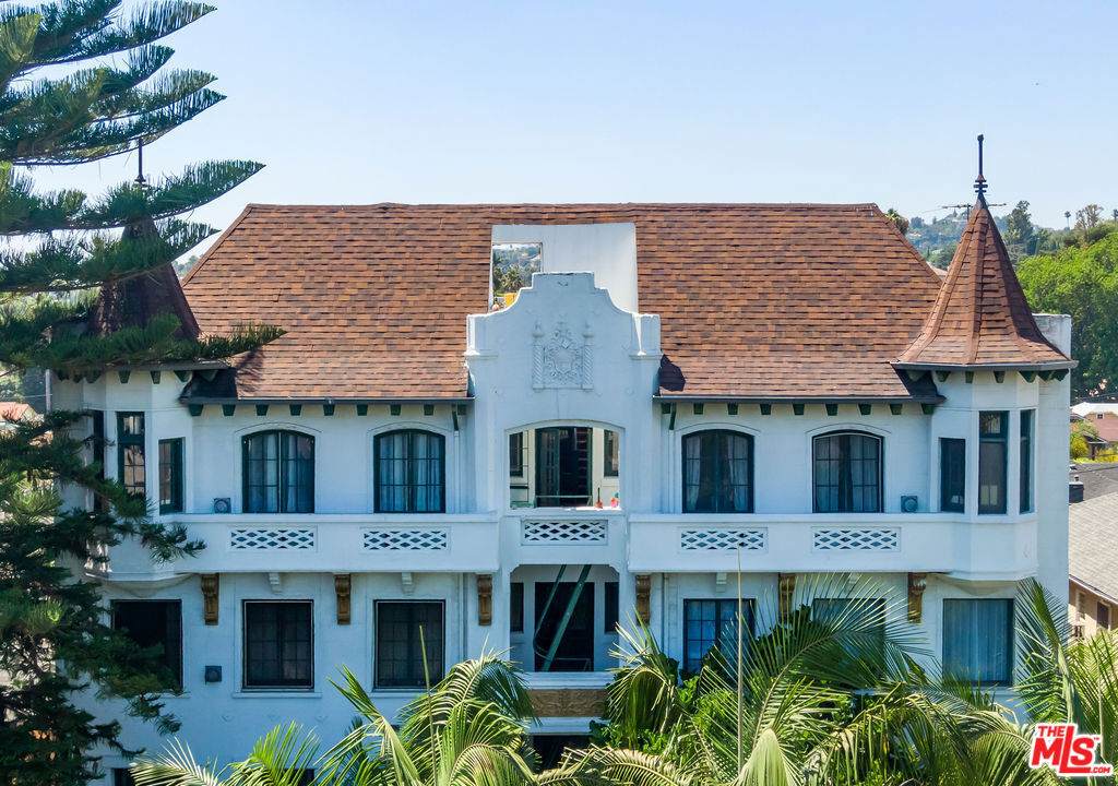 2041 Vermont Avenue - Photo 1