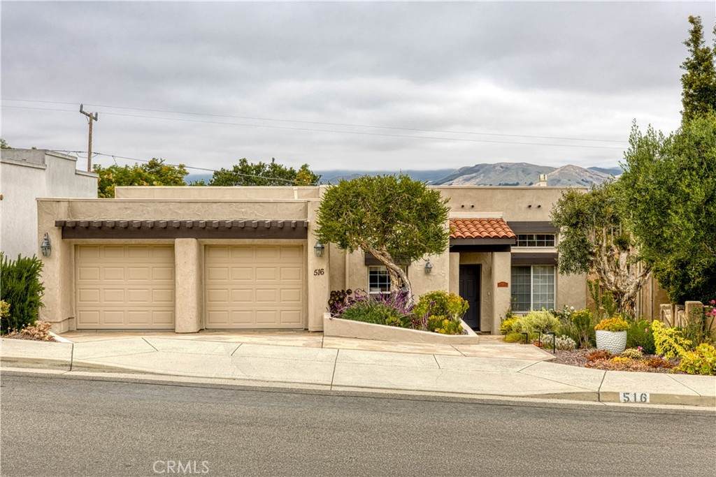 516 Stoneridge Dr - Photo 1