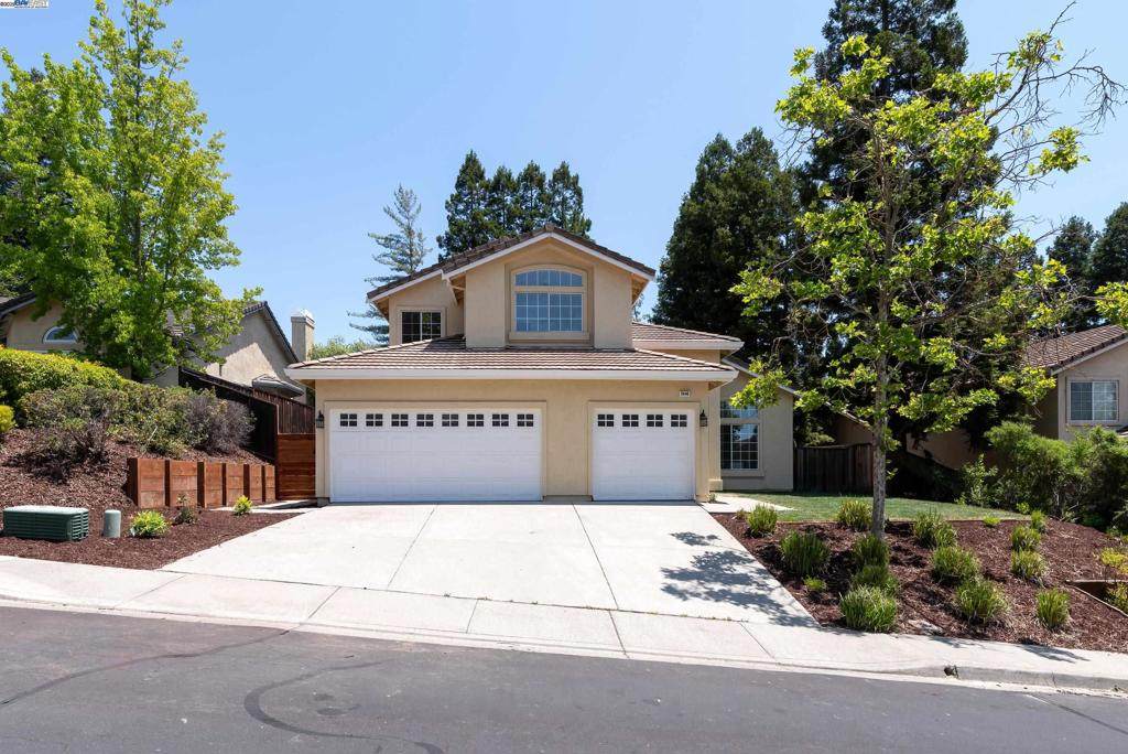 3846 Sheffield Cir - Photo 1