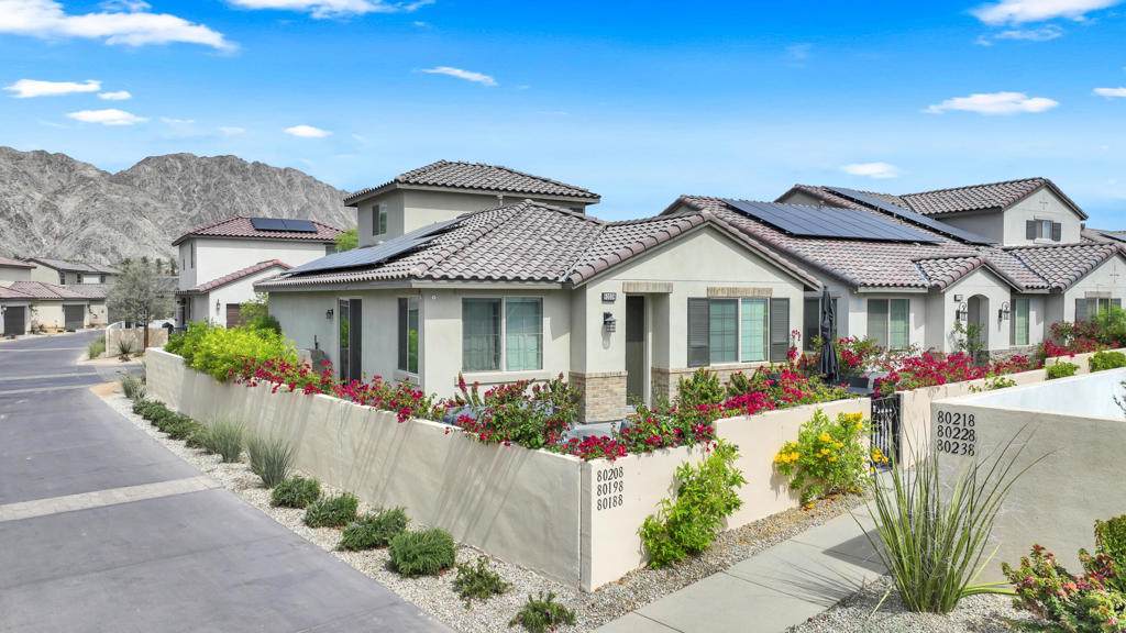 80208 Whisper Rock Way - Photo 1