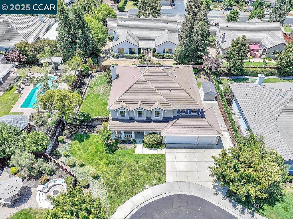 5138 Nathalee Dr - Photo 1