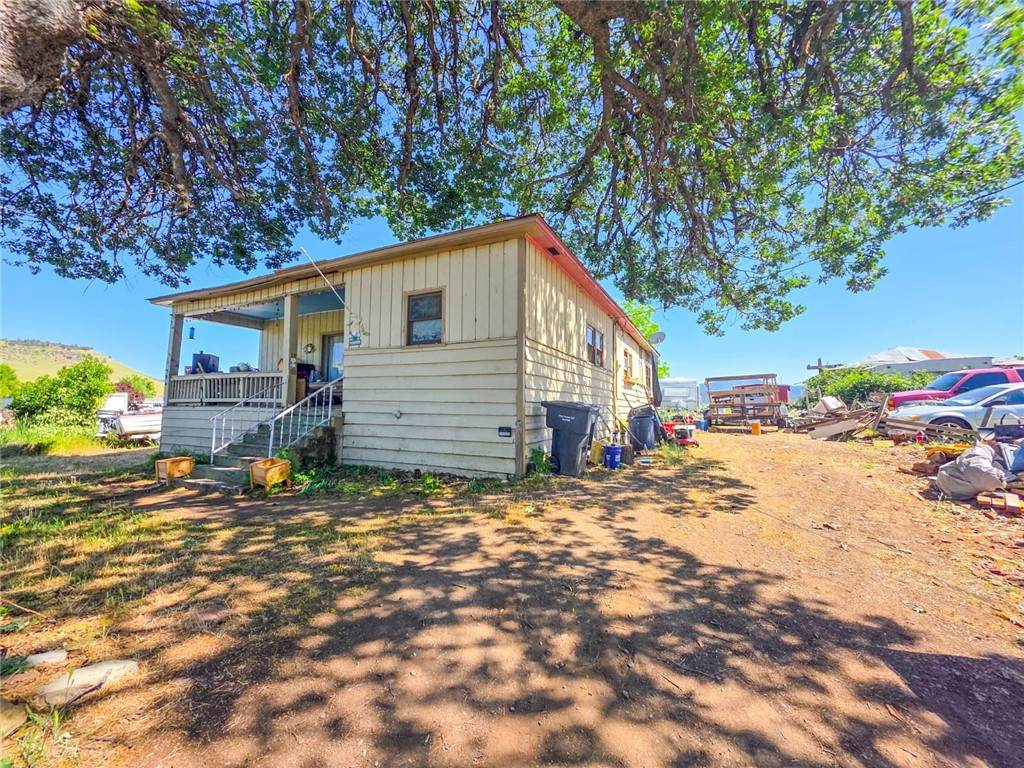 324 Henley Hornbrook Rd - Photo 1