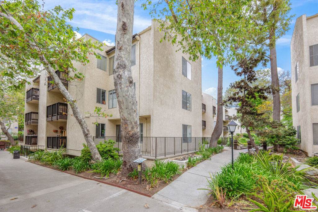 7105 Summertime Lane - Photo 1