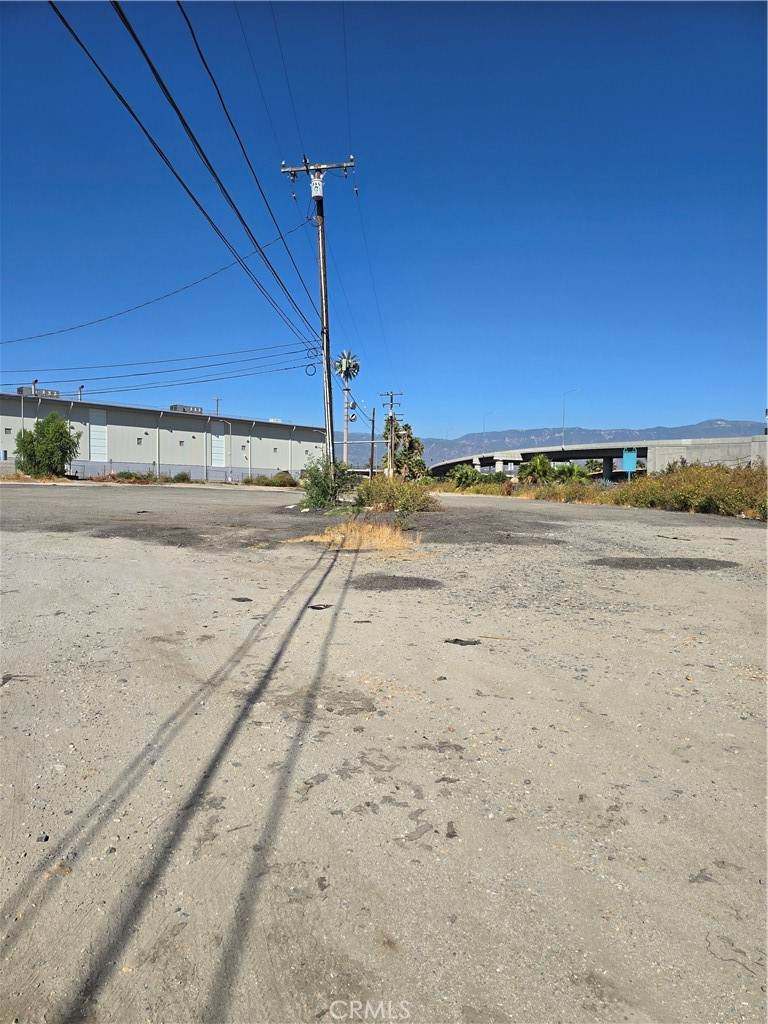 https://bt-photos.global.ssl.fastly.net/socal/orig_boomver_1_374562280-2.jpg