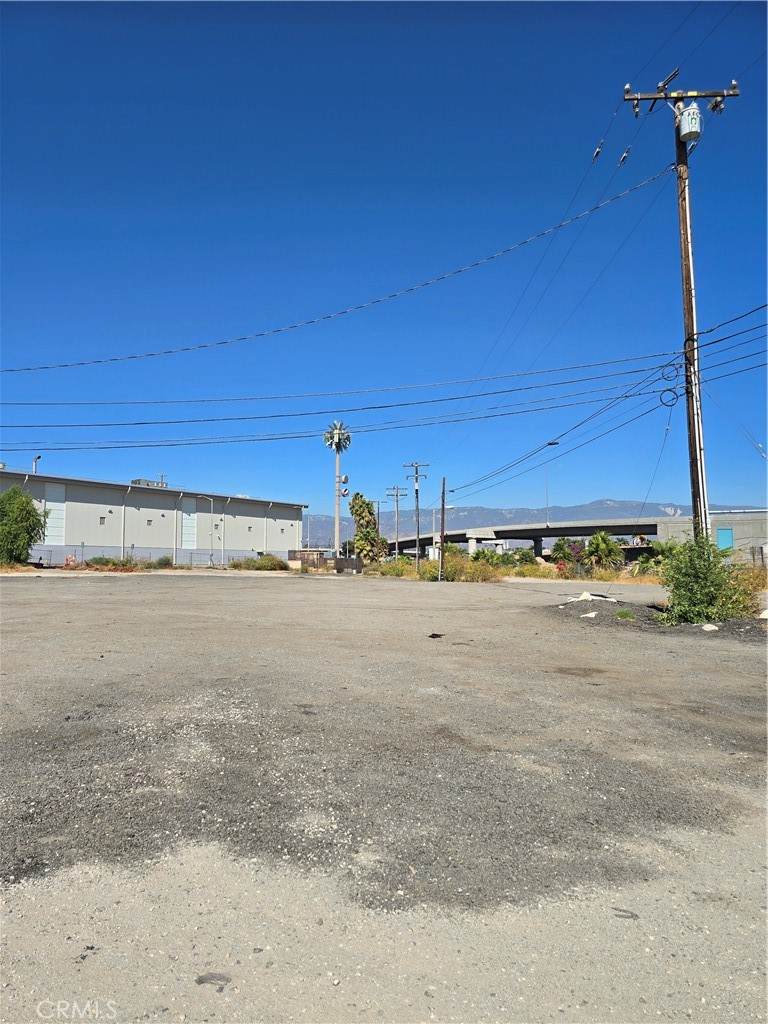 https://bt-photos.global.ssl.fastly.net/socal/orig_boomver_1_374562280-2.jpg