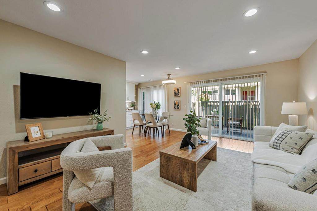 255 Rengstorff Avenue - Photo 1