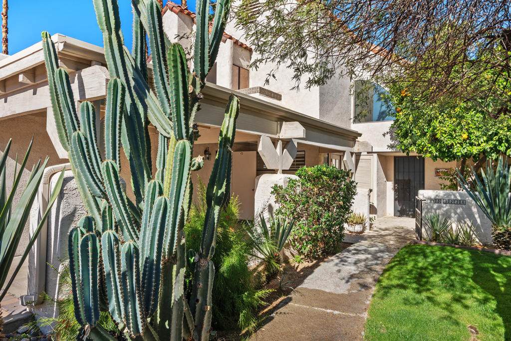 73322 Shadow Mountain Drive - Photo 1