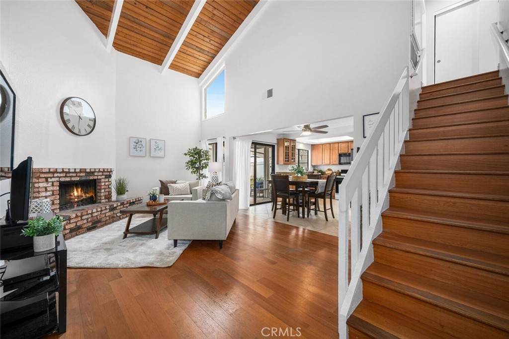 4316 Lincoln Plaza Way - Photo 1