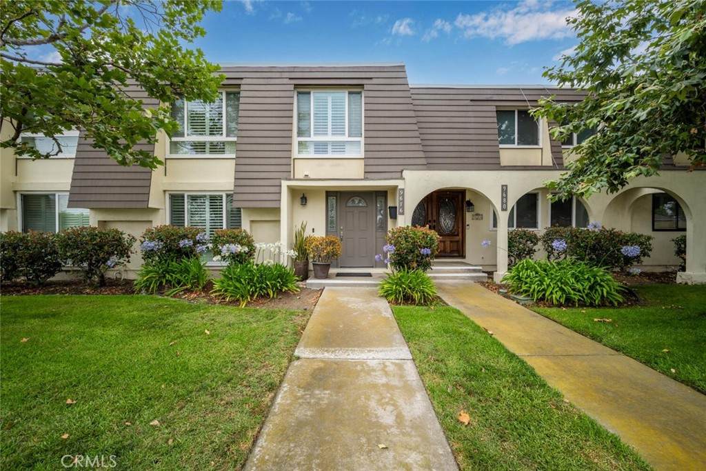 9676 Bloomfield Street - Photo 1