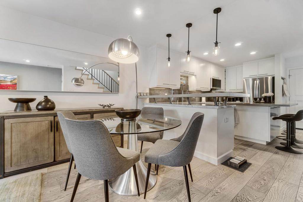 808 Delaware Street - Photo 1