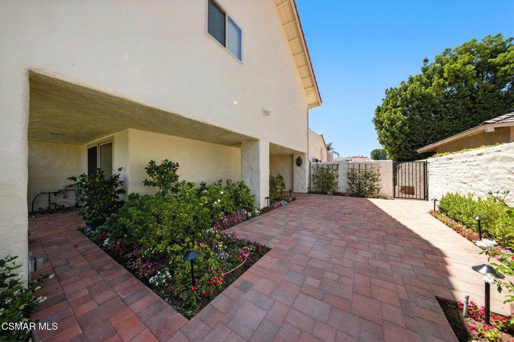 https://bt-photos.global.ssl.fastly.net/socal/orig_boomver_1_374582216-2.jpg