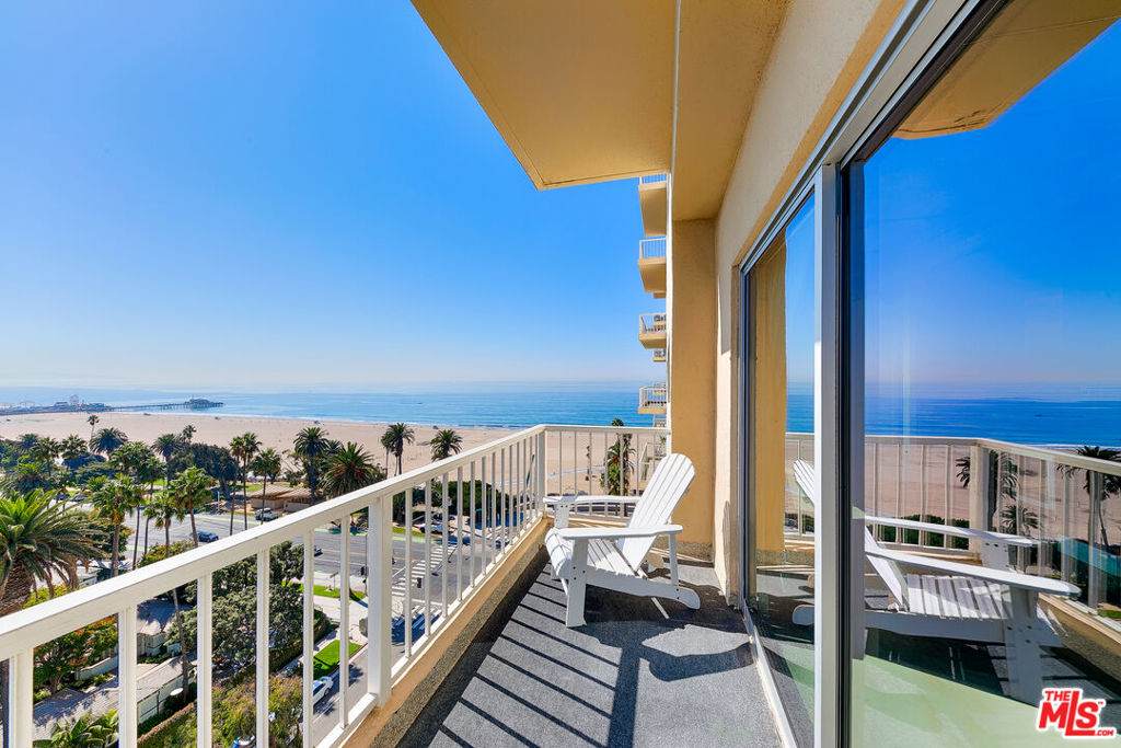 101 California Avenue - Photo 1