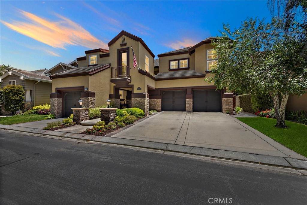 58 Downfield - Photo 1