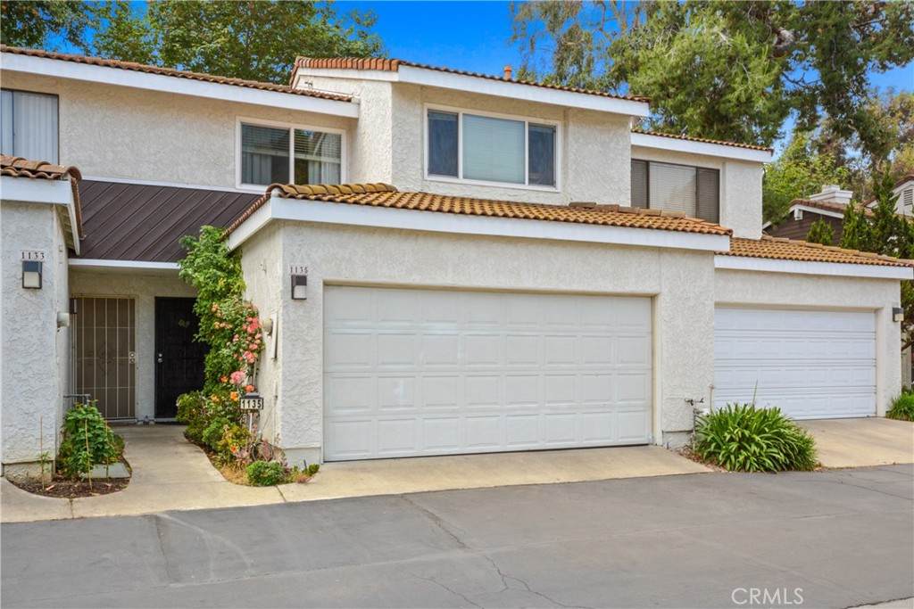 1135 Whittlers Lane - Photo 1