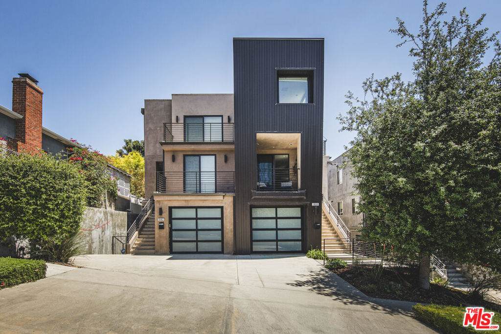 1880 Lucretia Avenue - Photo 1