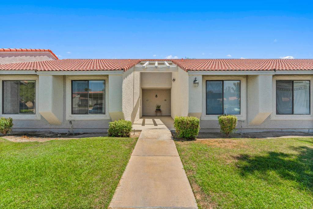 43376 Cook Street - Photo 1