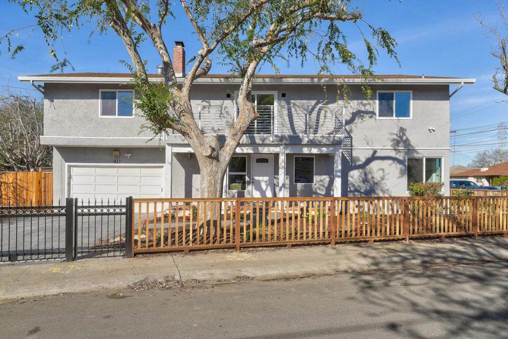 116 Daphne Way - Photo 1