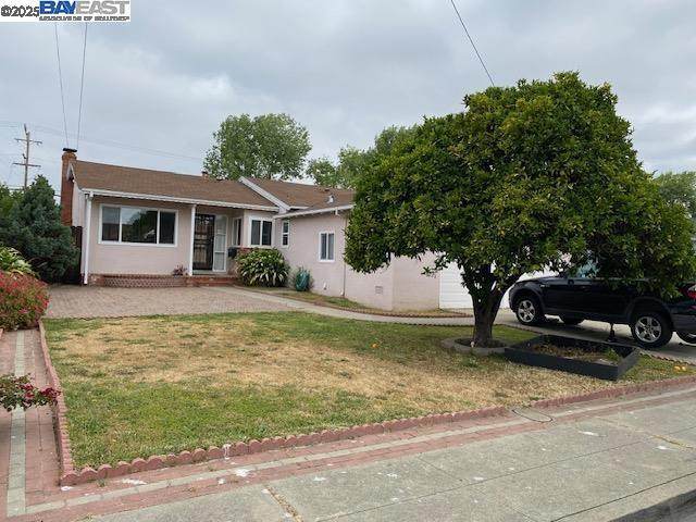 1183 Belleau St - Photo 1