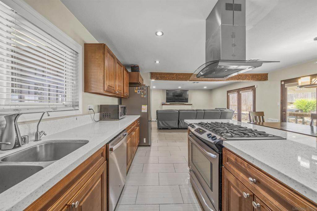 1434 San Altos Pl - Photo 1
