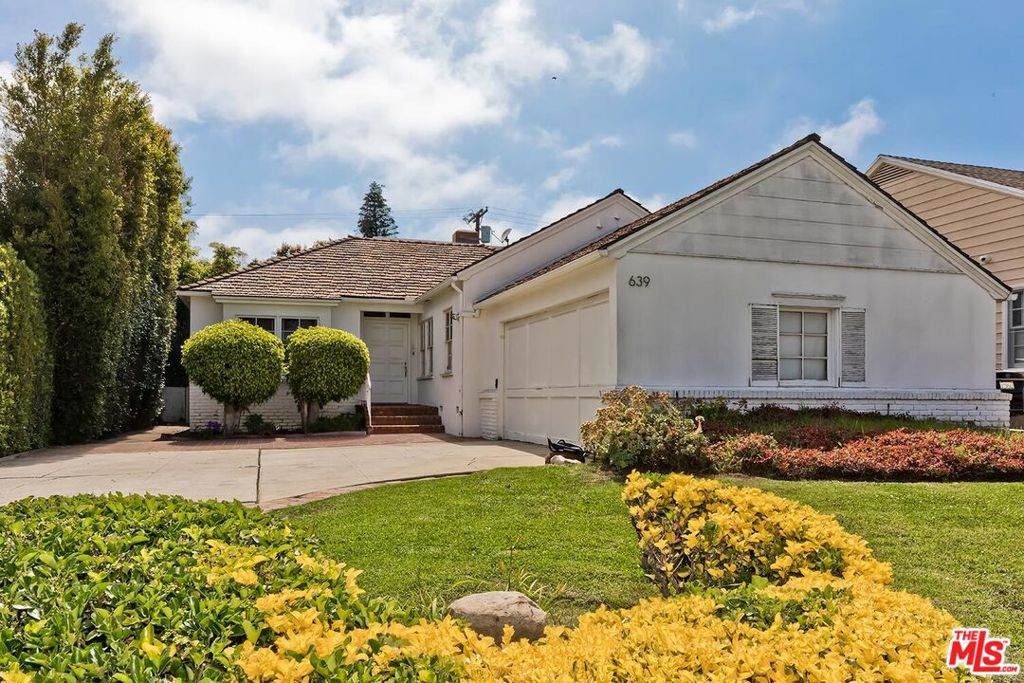 639 Bundy Drive - Photo 1