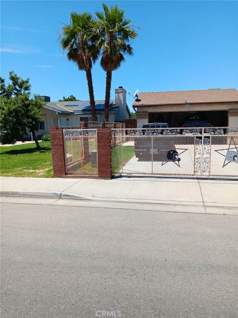 412 Leeta Street - Photo 1