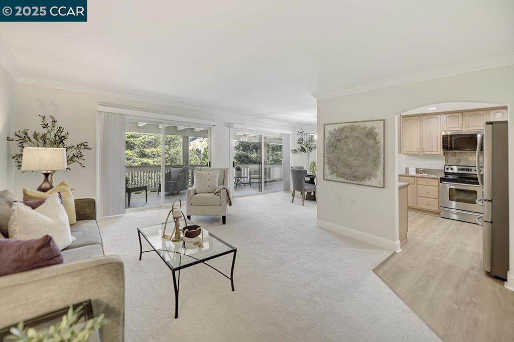 1400 Ptarmigan Dr - Photo 1