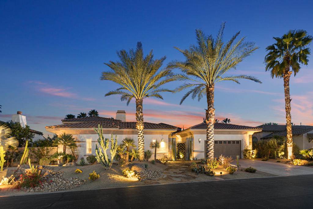 8 Oakmont Drive - Photo 1