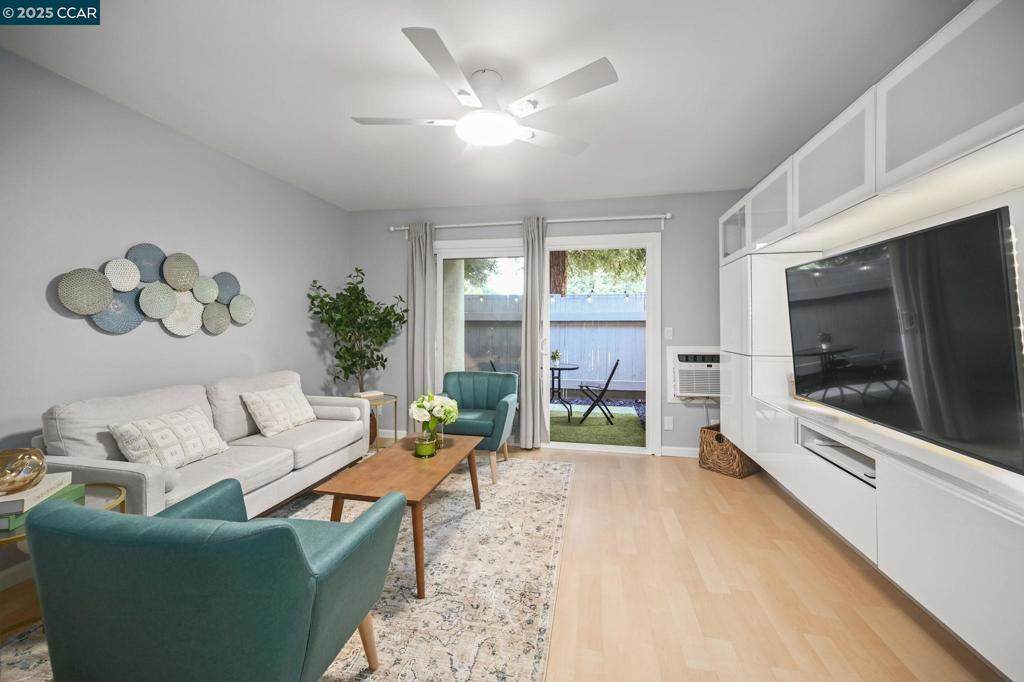 2560 Walnut Blvd - Photo 1