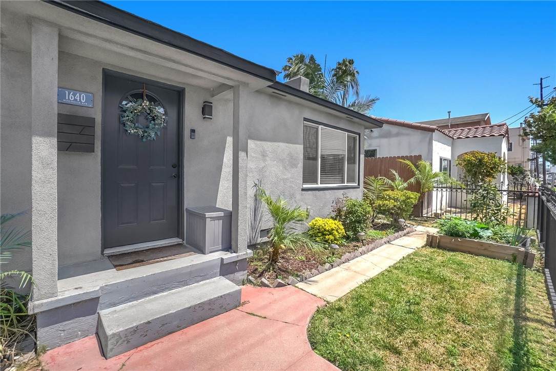 1640 Magnolia Avenue - Photo 1