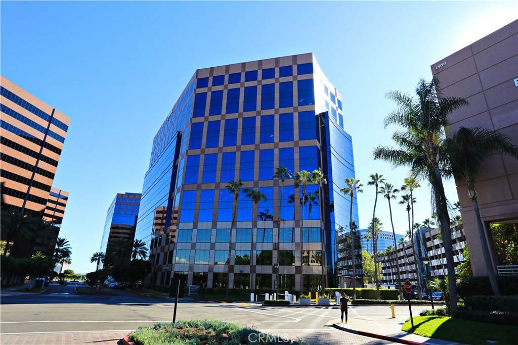 https://bt-photos.global.ssl.fastly.net/socal/orig_boomver_1_374597764-2.jpg