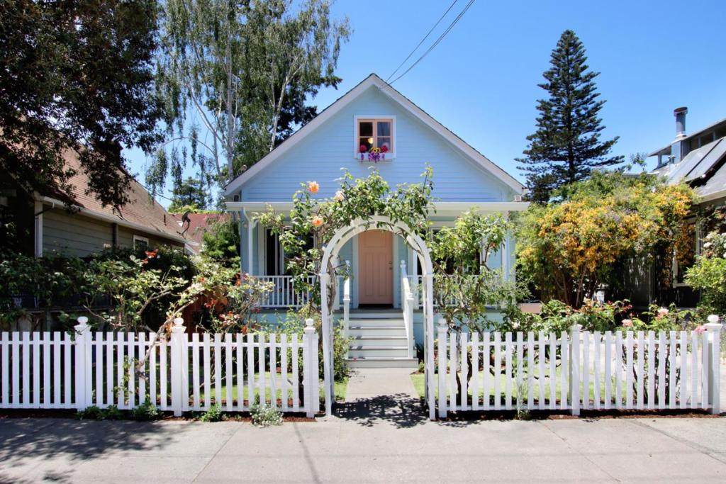 515 Chestnut Street - Photo 1