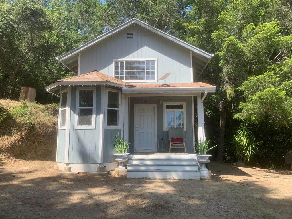 25054 Highland Way - Photo 1