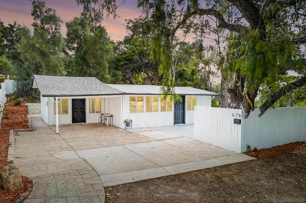 678 Robby Way - Photo 1