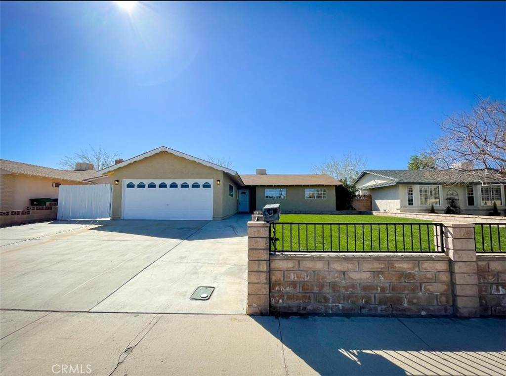 429 Peg Street - Photo 1