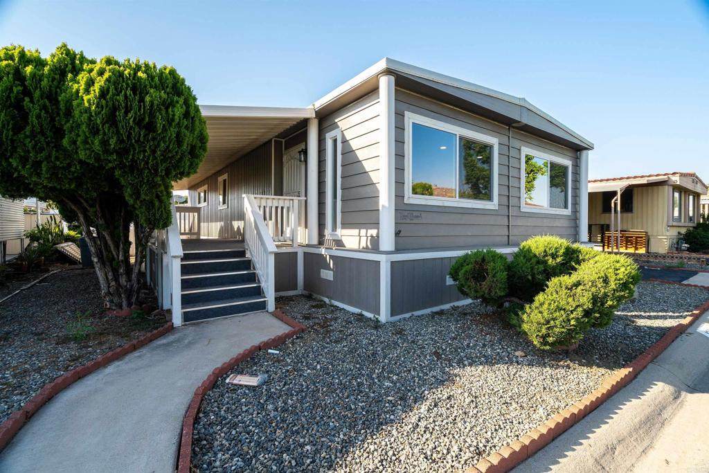 3700 Buchanan - Photo 1