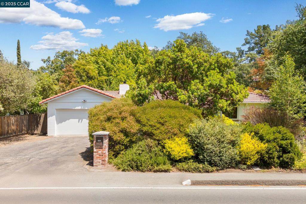 1080 Homestead Ave - Photo 1