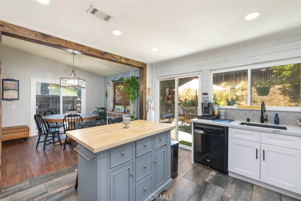 705 Old Bridge Road - Photo 1