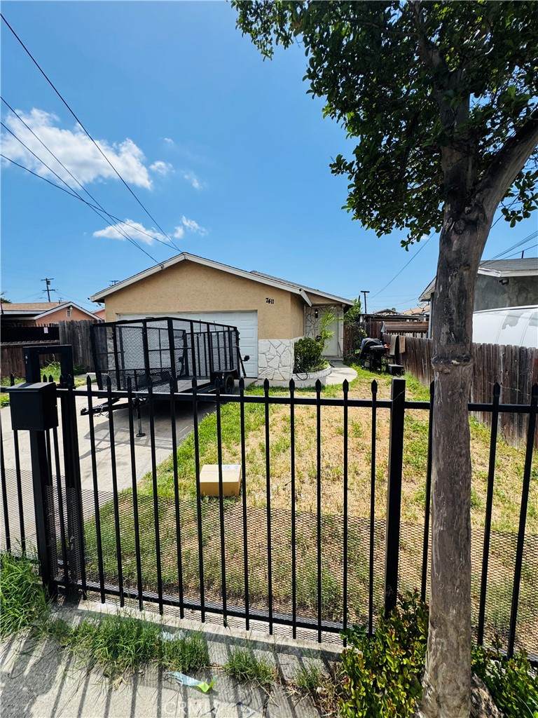 7411 Elsie Street - Photo 1