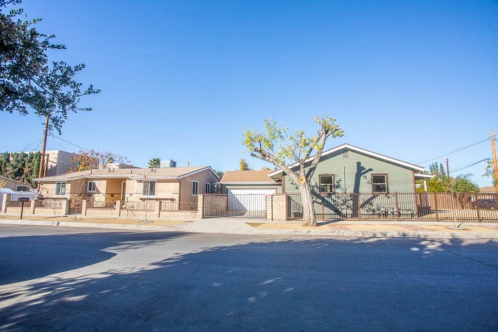 21511 Bassett Street - Photo 1