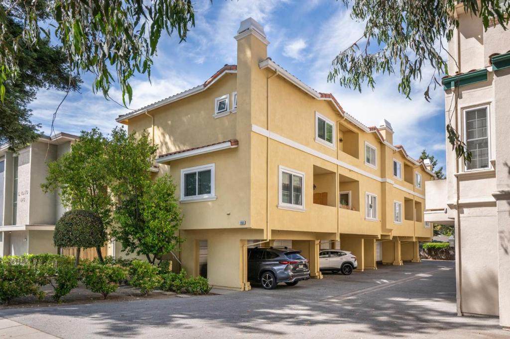 1408 El Camino Real - Photo 1