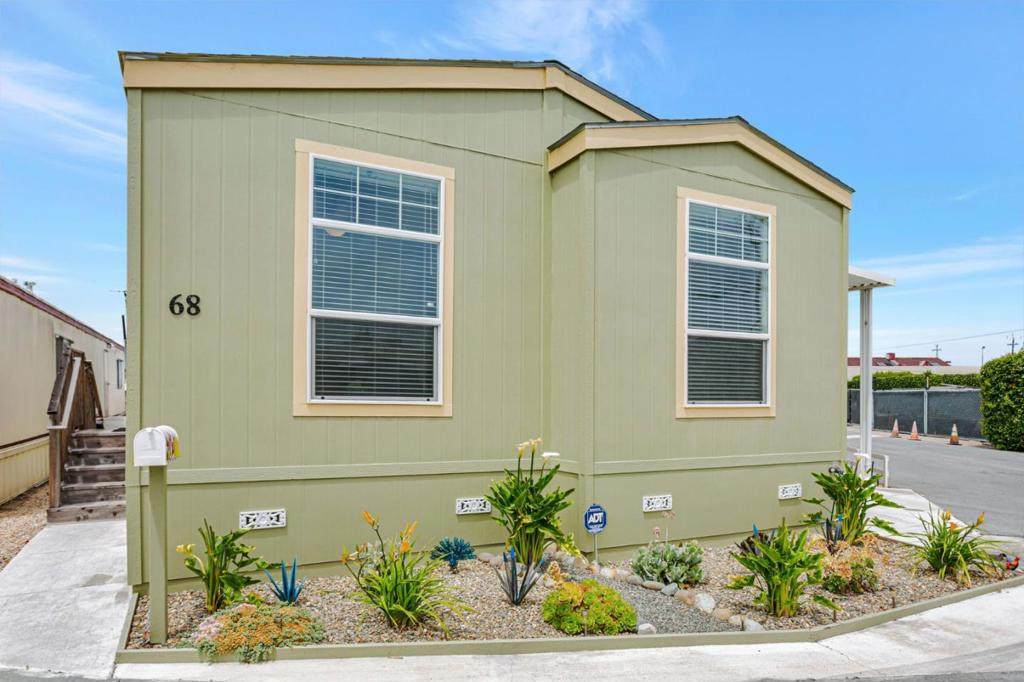 356 Reservation Road - Photo 1