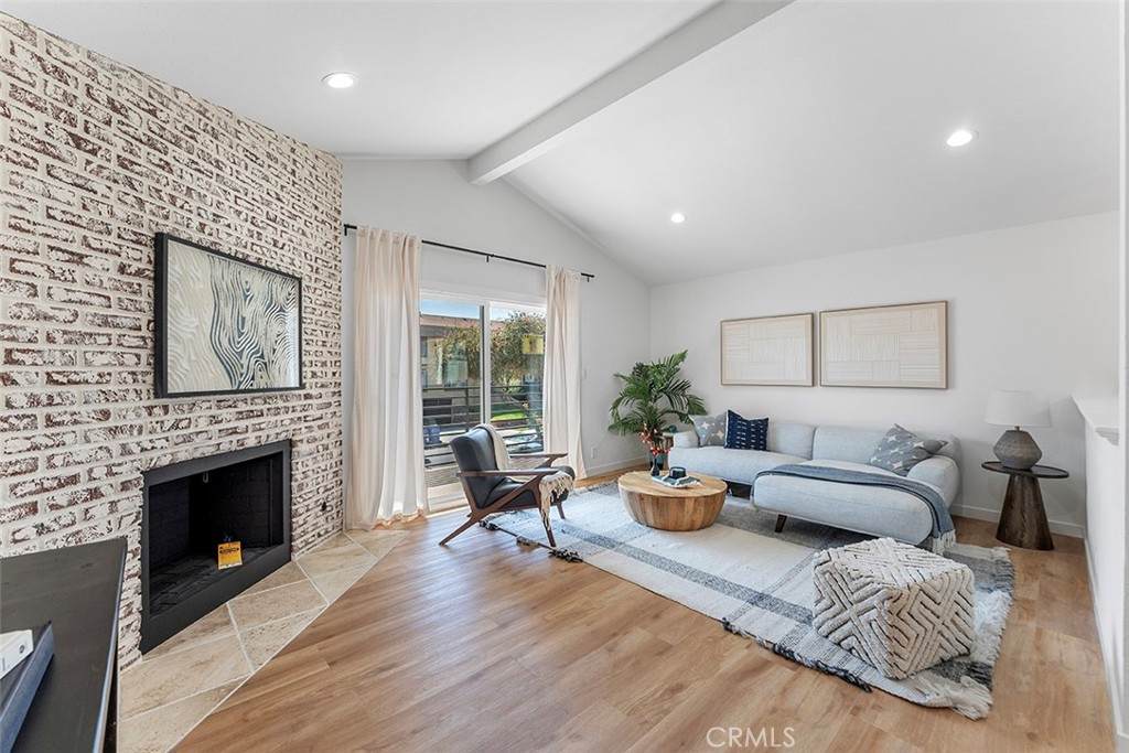 15016 Firmona Avenue - Photo 1