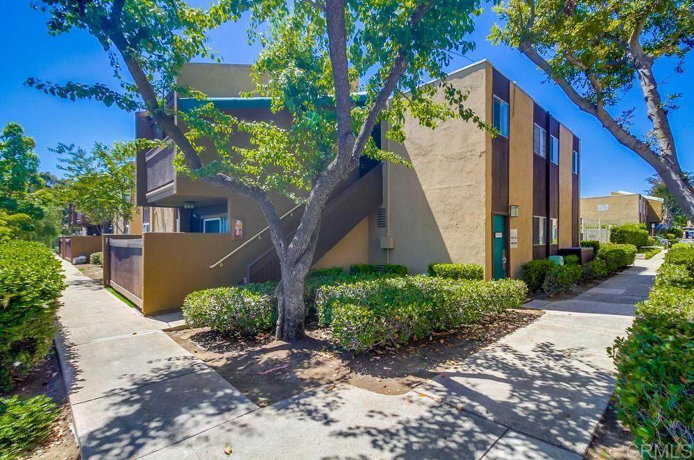 3454 Castle Glen Drive - Photo 1