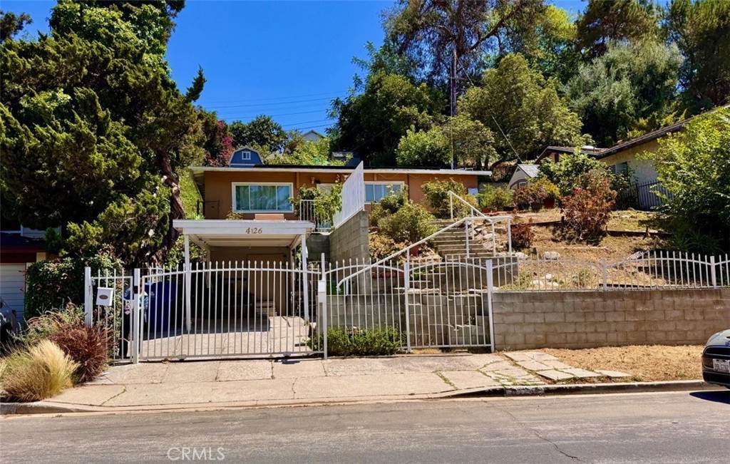 4126 Toland Way - Photo 1