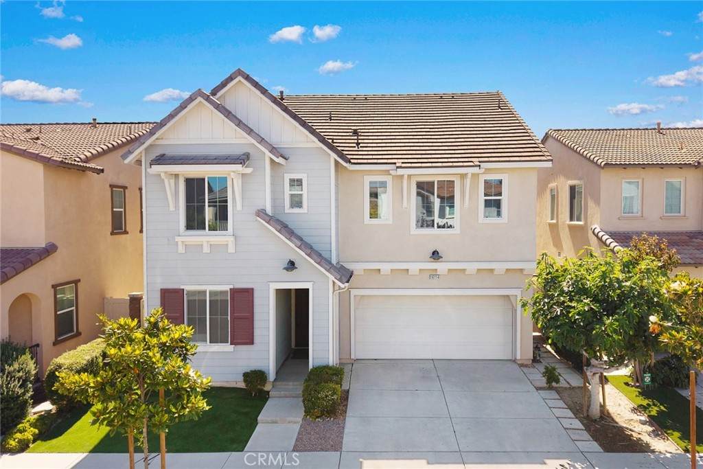 16114 Almond Avenue - Photo 1