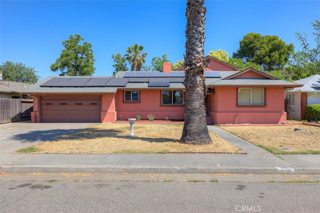 246 E. Shasta Street - Photo 1