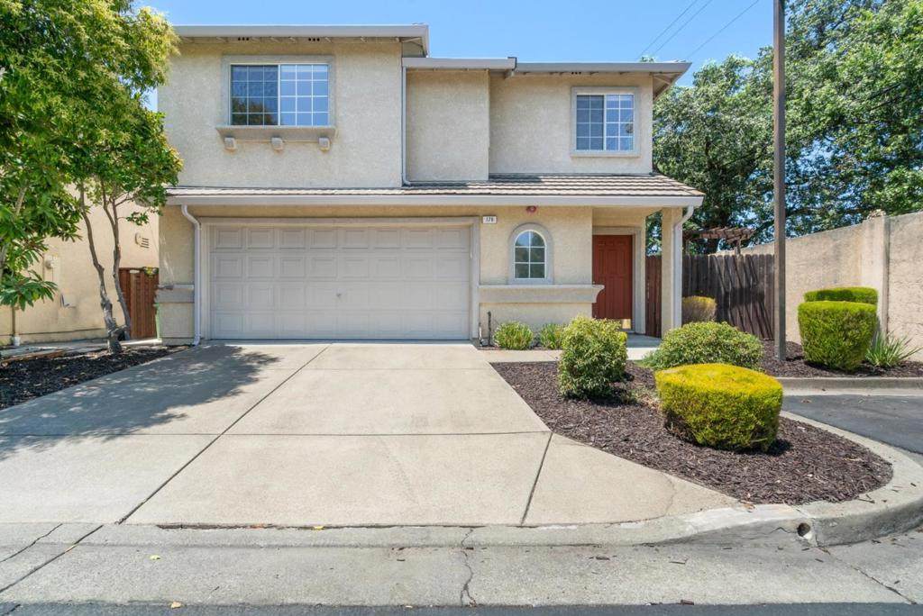 179 Foxglove Lane - Photo 1